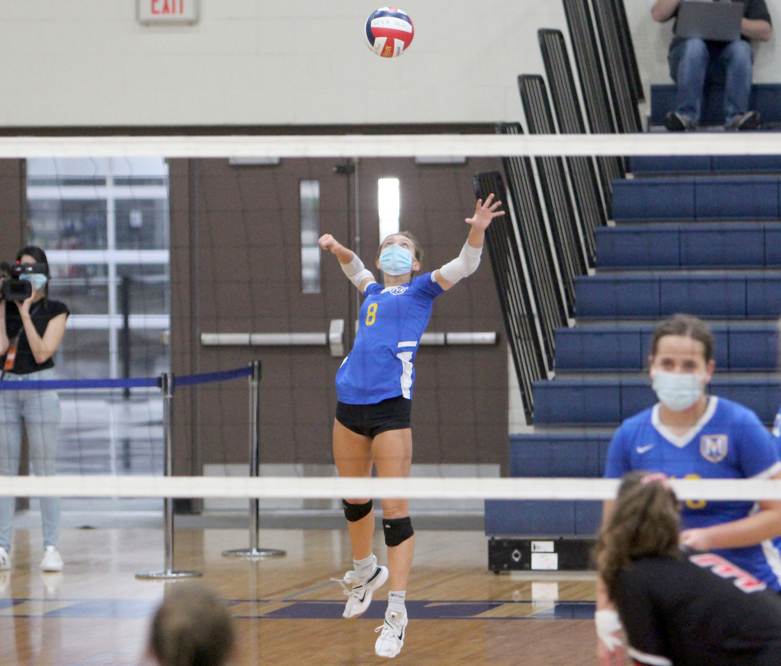 McDonell volleyball vs Prentice at Division 4 state semifinals 11-7-20